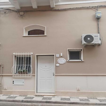 La Chicca Nel Centro Villa Massafra Luaran gambar
